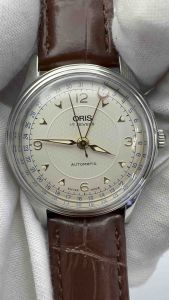 ORIS 17 Jewels Automatic วิธีการวันที่ก้ามปู เข็มชี้ ตัวเรือนสแตนเลส สำหรับนาฬิกาผู้ชาย มือสอง ถูกสร้างขึ้นในช่องที่ 17 ชั่วโมง