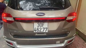 Led tay cốp Ford Everest