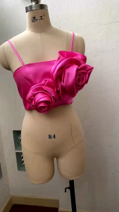 เกาะอก เสื้อสายเดี่ยว เสื้อ​แต่งกุหลาบคู่​ เสื้อผู้หญิง​ (สินค้าพรี)​ตัดเย็บ​ใน​ไทย​hipaholic​