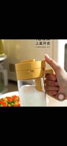 分隔调料勺、调料盒、盐罐、佐料罐等的多功能二合一收纳盒