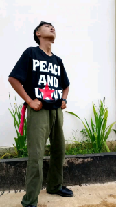 Kaos Boxy Pria Oversize/T-shirt-PEACE AND LOVE(Sukgeto)