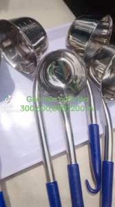 Gáo vá múc nước lèo inox nhiều kích cỡ từ 300ml đến 1200ml có vạch đo lường