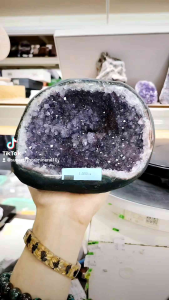 天然特级乌拉圭彩晶水晶钱袋子Natural Super High Gred Uruguay Rainbow Amethyst Geode