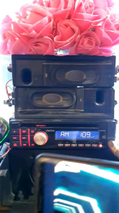 Máy phát nhạc liền Amply Clarion. tính năng radio/ Aux in 3.5.