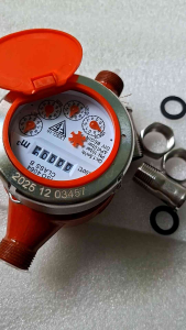 Đồng hồ nước nóng cao cấp cho công trình xây dựng nhà trọ Q12 TPHCM
