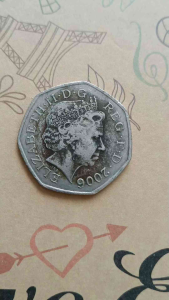 100% Authentic 2006 UK Elizabeth II 50 Pence old coin good condition   *Actual photo taken not from library photos   * Cataloges #0243   Country: United Kingdom  Period:  Queen Elizabeth II  1982 - 2022  Ruler: Elizabeth II  Coin type: Circulation coins