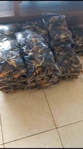 Oleh-Oleh Krupuk Kulit Ikan Patin Mentah 1 Kg