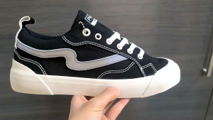 Sepatu Patrobas Glare Low