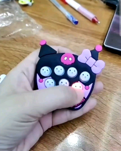 Gantungan kunci gantungan tas bentuk pop it gantungan pop it karakter lucu ada kantong