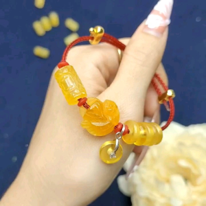 Vòng cáp lu thống khắc kim tiền 3D hồ ly ngọc vàng Myanmar ngũ điếu hổ phách mix charm treo đồng điếu hổ phách vàng Nga bọc bạc  - Phong Thủy TUDO