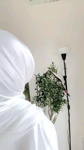 Tape hijab CLASSY penegak jilbab melengkung paripurna anti letoy