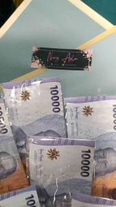 Buket Uang 30 Lembar: Hadiah Uang untuk Acara Penting