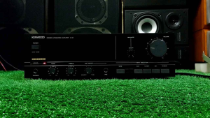 แอมป์ kenwood รุ่น A-3X made in Japan จากญี่ปุ่นมือสองใช้ไฟ 100 ส/ก/ย/11/34/37/cm. เสียงสมบูรณ์ ไม่ต้องลุ้นใช้งานได้เลยคัดเกรด คุณภาพให้อย่างดี เครื่องเดิมๆไม่เคยใช้ในไทย เครื่อง สวย สด ใหม่ ทางภายนอกและภายใน