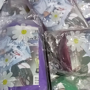 Túi Áo Mưa Cánh Dơi nhiều màu gấp gọn bỏ cốp xe máy (loại 1 mũ)