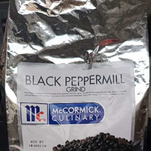 McCormick Culinary Black Pepper Mill Grind 1KG - Ground black peppercorns - For seasoning and cooking.