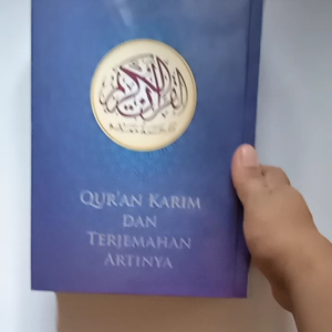 Al-Quran Karim dan Terjemahan Artinya - Al-Quran Terjemahan dan Tashih Gus Baha 1 Jilid