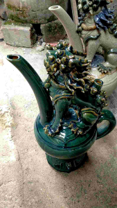 Bình gốm Nghê phong thủy