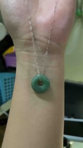 PAWNABLE 18K White Gold Paperclip Necklace with Donut Jade Pendant✨