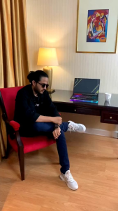 Jaket Jeans Polos Unisek: Cocok Untuk Cewek & Cowok