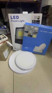 Đèn ốp trần nổi 12W 18W 24W vuông Tròn ánh sáng trắng
