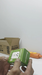 Ổ cắm thông minh Hunonic SK01. Kết nối đơn giản với WiFi 2.4g. Bât/tắt hẹn giờ qua điện thoại. Hàng Việt Nam. Lỗi 1 đổi 1