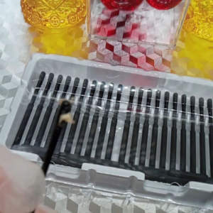 Cây lấy Roáy tai có keo( vỉ nhựa 20 cây có dán keo)