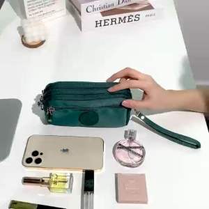 OPIOBAGS DOMPET HP SELEMPANG WANITA / DOMPET HP WANITA / PIOMA EVELINE