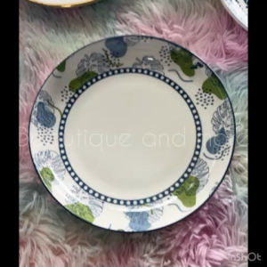 จานเซรามิค จานกระเบื้อง ทรงบัว 8 นิ้ว ลายเขียวฟ้า เคลือบอย่างดี ทนทาน เข้าไมโครเวฟได้