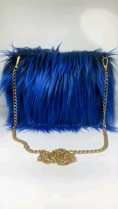 Tas wanita selempang dari bulu import