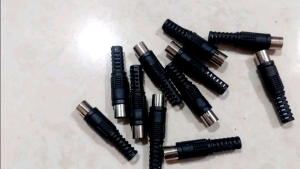 Jack Antena TV Plastik Hitam / Jek Antena TV Female dan Male