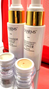 🔥PEOPLE CHOICE ITEM🔥CHARMS CLEANSER AND MAKE UP REMOVER for easy to remove make up facial cleansing for hydrate skin to even skin tone faster acne regression