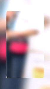 กระเป๋าสะพายดีไซส์เก๋ สีสรรสดสวยไม่ซ้ำใคร ใช้ได้ทั้งหญิงและชาย ขนาดกะทัดรัด น้ำหนักเบาพกพาสะดวก ทำจากวัสดุอย่างดี มีให้เลือกหลายสีน่าใช้ทุกสี ใช้ได้ทั้งเที่ยว ทำงานและในชีวิตประจำวัน