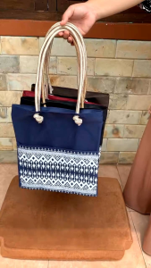Tote Bag Wanita Viral: Tips Memilih Tas Ibu Ibu Pengajian Berkualitas