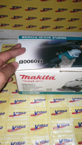 M0900B MESIN GERINDA TANGAN 4" ANGLE GRINDER 4 " 540W MAKITA M 0900B