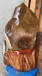 Đá mã não tự nhiên (MN1Kl:19kg C: 51cm  R:25cm)