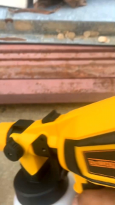 DEWODT เครื่องพ่นสีไร้สาย 279V (1000ml) เหมาะสำหรับงานทั้งภายในและภายนอกสถานที่