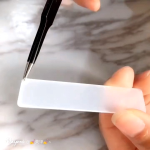 Thanh mica trưng mẫu móng đẹp ( túi 50 thanh )