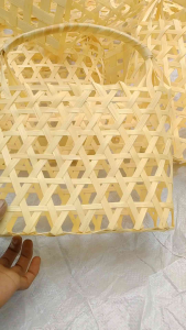 Keranjang Anyaman Bambu Ukuran 25x10x20: Tas Jinjing & Hampers