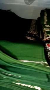 KAIN IKET KEPALA MOTIF HALUS ALUSAN