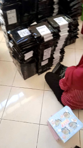 Momo 100 Lembar Stiker Kartun Korea Lucu Anti Air Dekorasi Handbook Scrapbook Stiker Lucu Anak Anak Sidoarjo Surabaya Jatim Termurah Ready Stock box besar