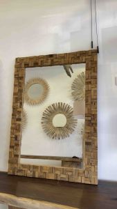 (ส่งฟรี) กระจกวินเทจ กระจกติดผนัง ขนาด 110 x 80 cm. กระจกไม้ กระจกแต่งตัว พร้อมกระจก จัดส่งอย่างดี ทำจากไม้รวม Wooden Mirror Carved Wall Mounted