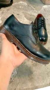 SEPAUT PRIA SEPAUT DOKMART PENDEK sepatu dr martens pendek sepatu martens sepatu FORMAL KEKINIAN