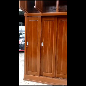 Lemari Pakaian 4 Pintu Sliding Tingkat Kayu Jati