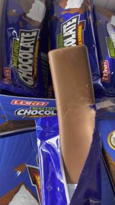 มาร์ชแมลโล่วเคลือบช็อกโกแลต 1กล่อง บรรจุ12ชิ้น ราคา 79บาท