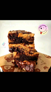 Brookie Dark chocolate Brownie บรูคกี้ดาร์กช็อกโกแลตบราวนี่