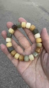 Gelang Biji Bodhi Bodhi Seed Bracelet 糖果玉化料菩提根金轮手串 (11mm)