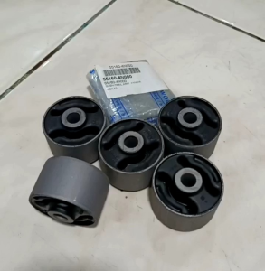 551604N000 TRAIL ARM BUSHING REAR OEM INDIA FOR HYUNDAI EON 2012-2019 (55160-4N000)