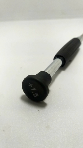 Obeng satuan plus 1.5 Screwdriver pembuka baut Hp kokoh kuat