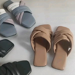 Sandal Silang Double Full Busah Empuk Kekinian Sendal Wanita Gemoy Sandal Flatpom Lussy