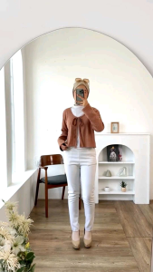 Eurigo Talita Cardigan Crop Wanita: Pakaian Nyaman & Stylish Musim Dingin